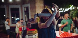 Toamna, cafenele, filme… LGBT lgbt