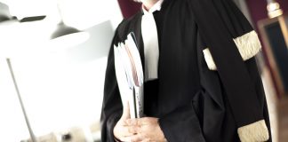 Rolul avocatilor in societate