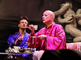 Alte spectacole de vazut ale lui Victor Ioan Frunza! (II)
