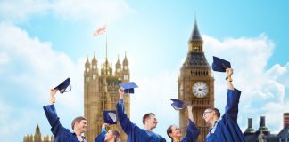 Cum se realizeaza practica la primele universitati ale lumii