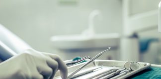 Chiar e posibil sa ai dinti noi intr-o singura zi? Afla raspunsul cu Fast and Fixed