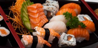 5 superstitii care ii tin pe japonezi treji noaptea