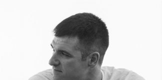 Daca copiii vad ca te distrezi in timp ce citesti, este posibil ca pana la urma sa isi doreasca sa citeasca