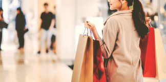 Cum iti influenteaza stima de sine deciziile de cumparare