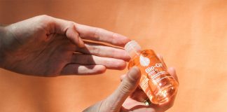 Ce este, care sunt beneficiile si cum poti folosi Bio Oil?