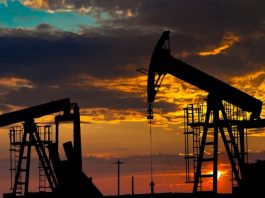 Cat de aproape suntem de limitarea consumului sau a cererii globale de petrol
