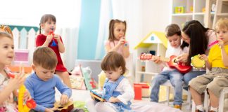 Cat de importanta este si cum trebuie abordata invatarea bazata pe joc in educatia moderna