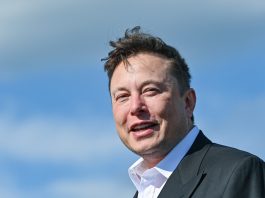 Viziunea si incercarea miliardarilor, precum Elon Musk si Bill Gates, de a depasi orice limita