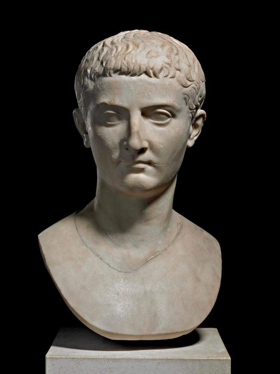 Tiberius portret muzeul britanic