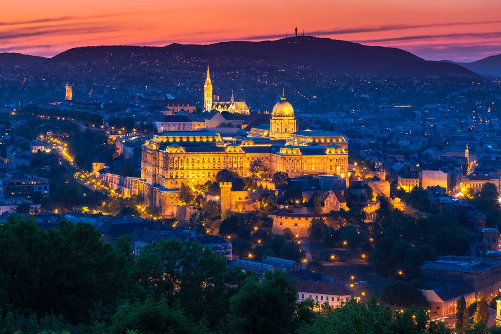 Castelul din Budapesta la apus, Ungaria
