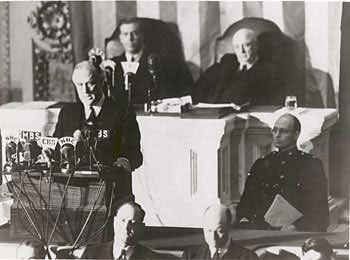 Roosevelt rostind Discursul Infamiei