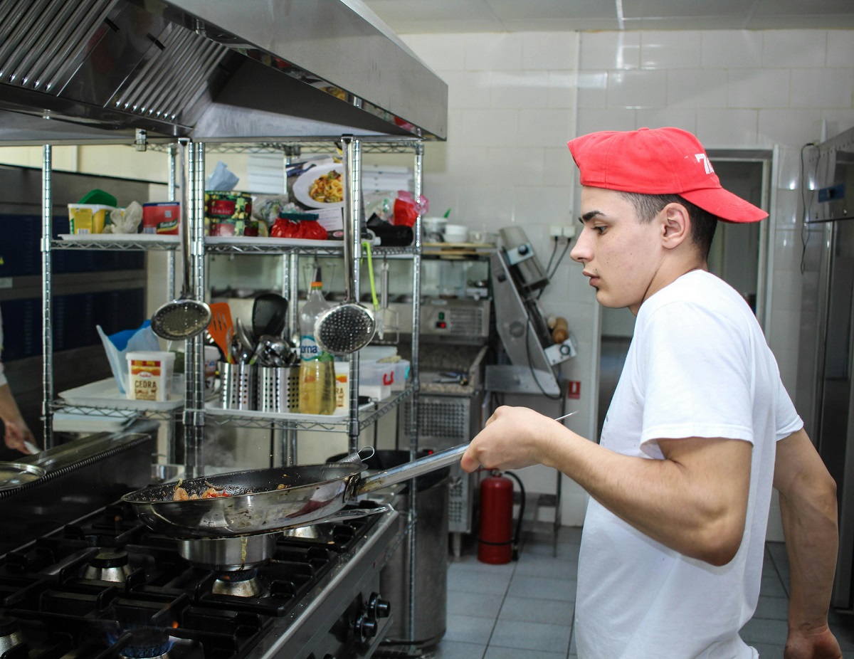 hota-profesionala-inox-2.jpeg